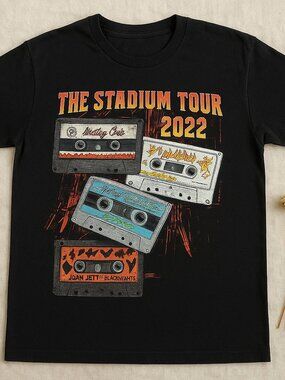 The Stadium Tour 2022 Rock Band Graphic T-Shirt – Mötley Crüe Def Leppard